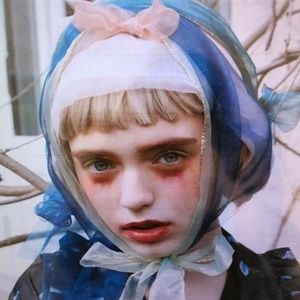 Meet your Posher, Perla